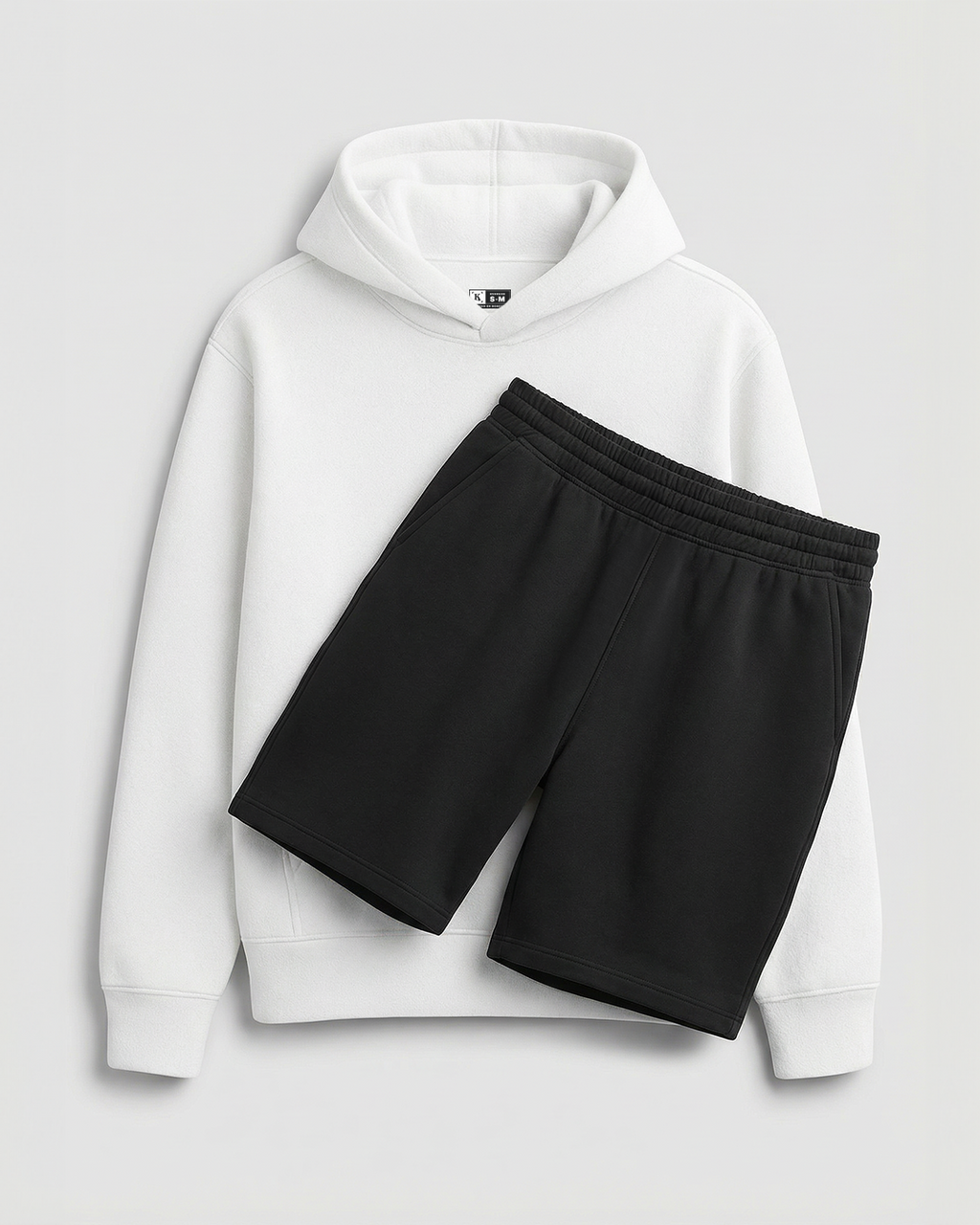 Bermuda lisa Negra + Hoodie Blanco