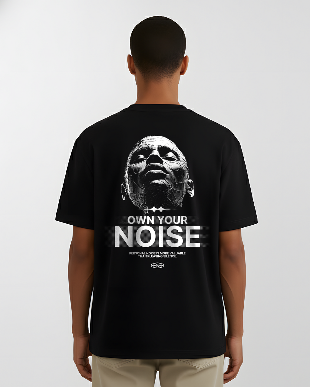 Own Your Noise - Camiseta Oversize Estampada